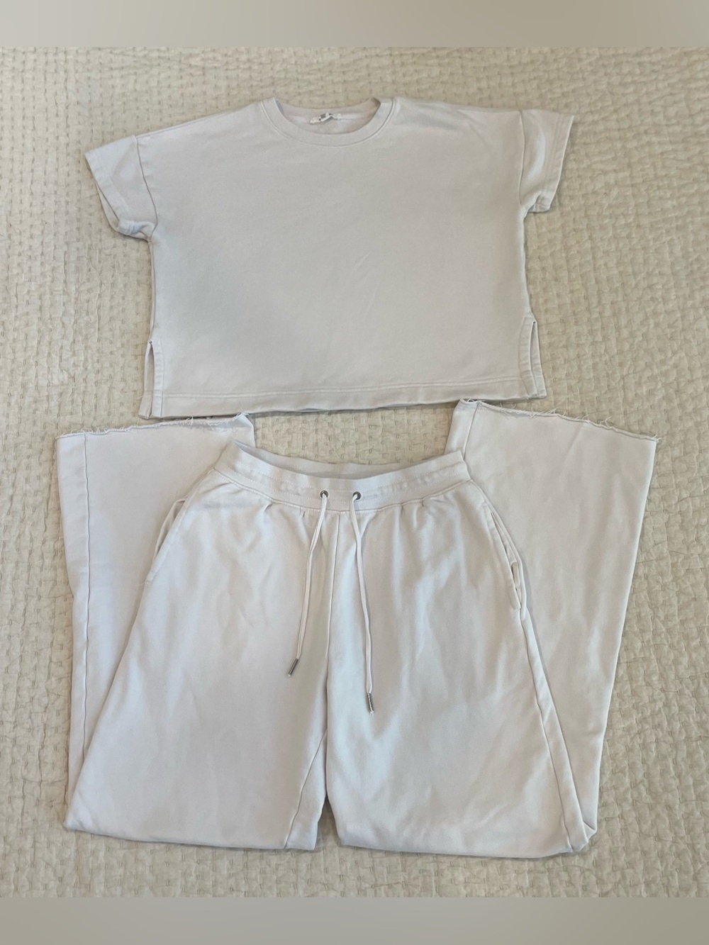 Splendid Cream Short Sleeve Crop Top and Drawstring Pants Set